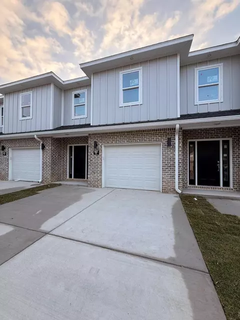 704 Ferguson Dr #3, Fort Walton Beach, FL 32547