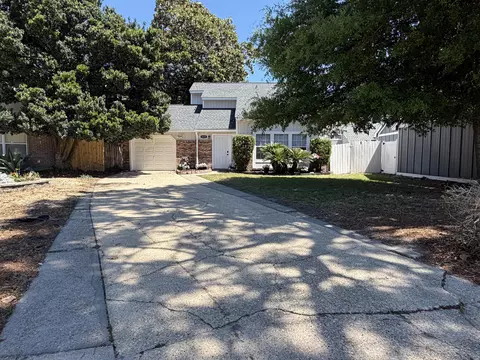 409 NW Adam St, Fort Walton Beach, FL 32548