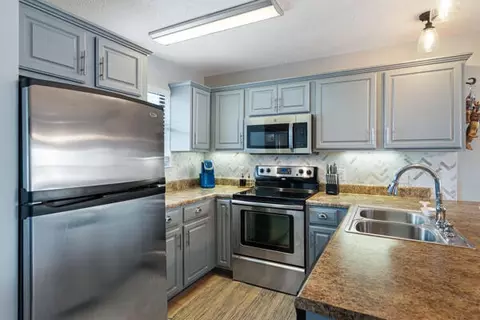 35 Chateau Rd, Panama City Beach, FL 32413