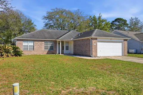 4719 Connor Dr, Crestview, FL 32539