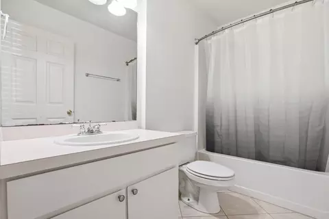 Bath - 4719 Connor Dr, Crestview, FL 32539 photo 2 of 2