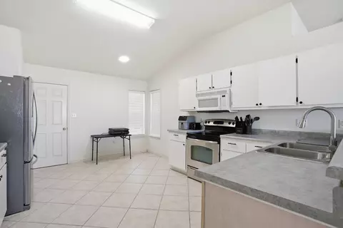 Kitchen - 4719 Connor Dr, Crestview, FL 32539 photo 1 of 3