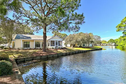 704 Sandpiper Dr # 10673, Miramar Beach, FL 32550