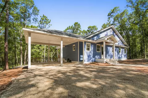 15 Holly Lake Ct, Defuniak Springs, FL 32433