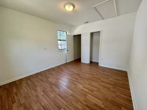 Bedroom - 556 Lee Ave, Crestview, FL 32539 photo 3 of 3