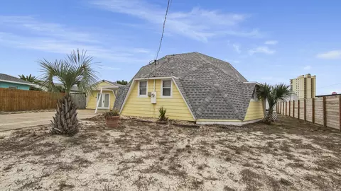 8421 Elizabeth Ave, Panama City Beach, FL 32408