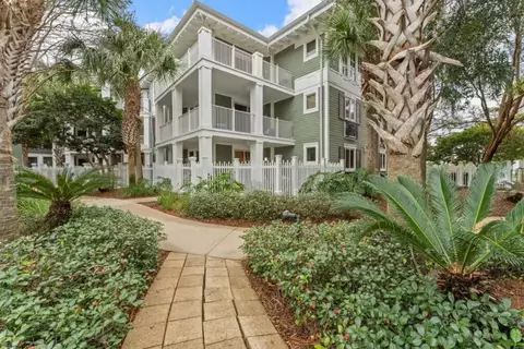 9300 Baytowne Wharf Blvd #302/304, Miramar Beach, FL 32550