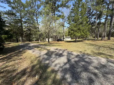 486 Pleasant Ridge Rd, Defuniak Springs, FL 32435