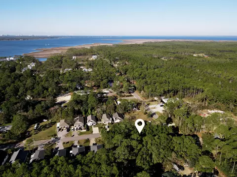 209 E Nursery Rd, Santa Rosa Beach, FL 32459