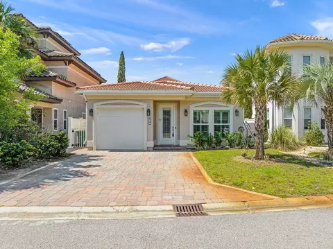 4707 Amhurst Cir, Destin, FL 32541