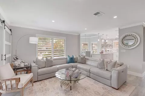 204 W Sandestin Blvd, Miramar Beach, FL 32550