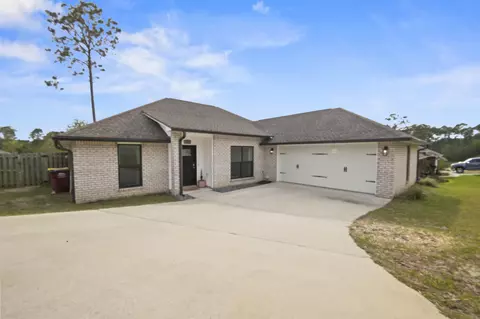 400 Scooter Cv, Crestview, FL 32539
