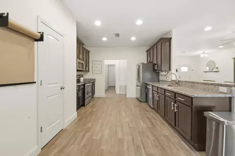 Entry Way - 400 Scooter Cv, Crestview, FL 32539 photo 5 of 6
