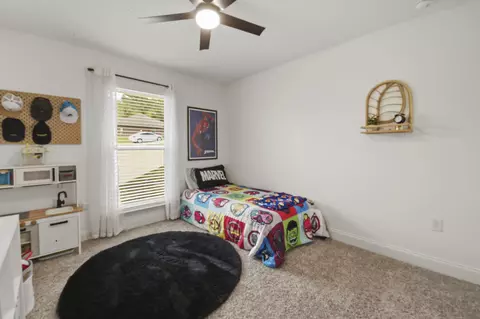 Bedroom - 400 Scooter Cv, Crestview, FL 32539 photo 3 of 5