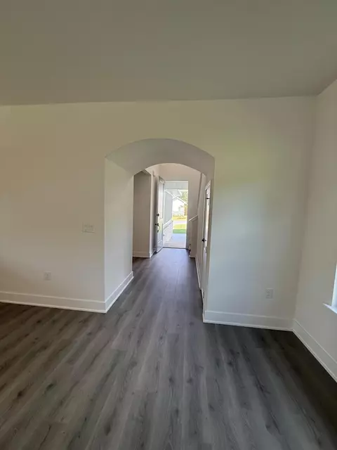 Entry Way - 2422 Aleia Ln, Crestview, FL 32536 photo 6 of 7