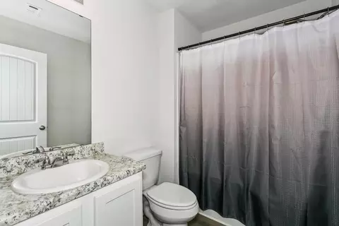 Bath - 3516 Malus Ct, Crestview, FL 32539 photo 1 of 4