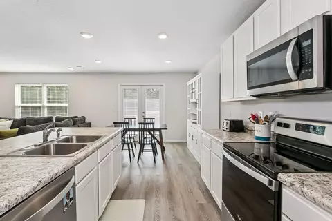 Kitchen - 3516 Malus Ct, Crestview, FL 32539 photo 3 of 3