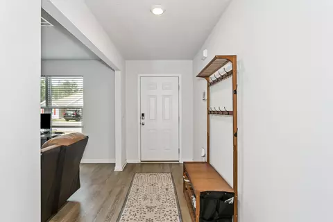 Entry Way - 3516 Malus Ct, Crestview, FL 32539 photo 1 of 5