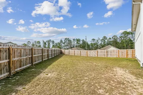 Exterior - 3516 Malus Ct, Crestview, FL 32539 photo 5 of 7