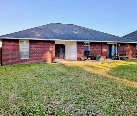 2265 Lewis St, Crestview, FL 32536 photo 2