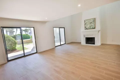 930 Gulf Shore Dr #18, Destin, FL 32541