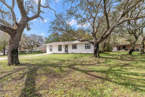 116 SW Cowrie Ave, Fort Walton Beach, FL 32548