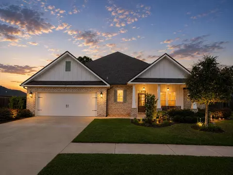 222 Campfire Cv, Freeport, FL 32439