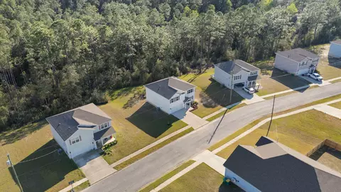 View/Area - 3565 Sugar Maple Ln, Crestview, FL 32539 photo 4 of 9