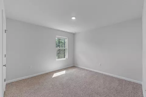 Bedroom - 3565 Sugar Maple Ln, Crestview, FL 32539 photo 8 of 11