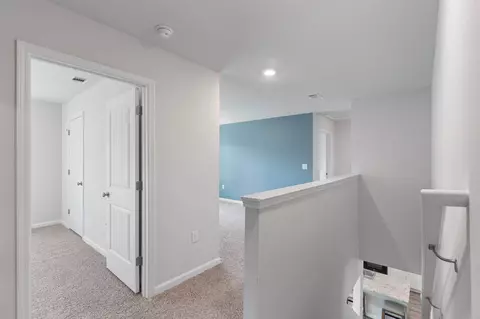 Entry Way - 3565 Sugar Maple Ln, Crestview, FL 32539 photo 5 of 9