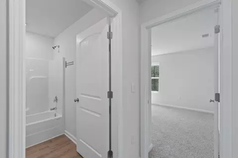 Entry Way - 3565 Sugar Maple Ln, Crestview, FL 32539 photo 4 of 9