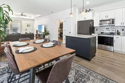 Dining - 65 N Marsh Lndg, Freeport, FL 32439 photo 2 of 2