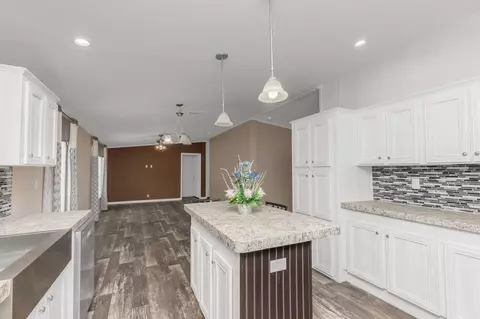 910 N Lloyd St, Crestview, FL 32536 photo 8