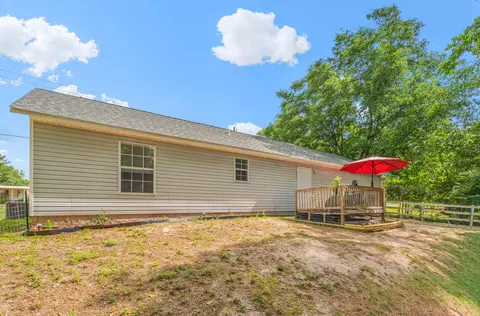 Exterior - 2880 Aplin Rd, Crestview, FL 32539 photo 5 of 6