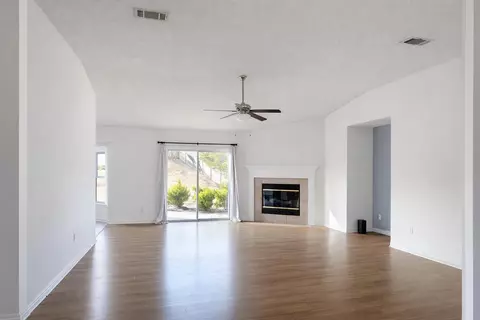 Living - 455 Jillian Dr, Crestview, FL 32536 photo 1 of 4