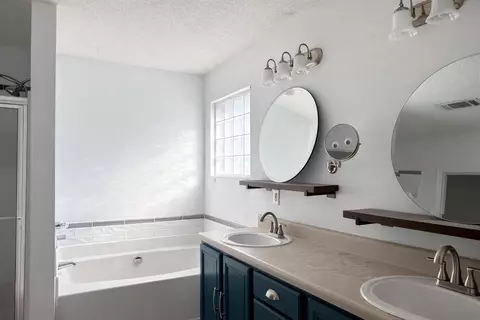 Bath - 455 Jillian Dr, Crestview, FL 32536 photo 1 of 1