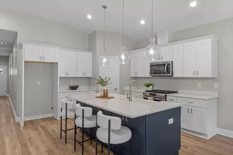 8421 Tippin Ave, Pensacola, FL 32514