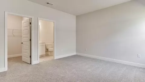 Bedroom - 5567 Briset St, Milton, FL 32583 photo 5 of 7