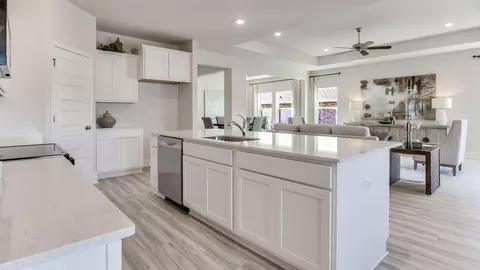 Kitchen - 5567 Briset St, Milton, FL 32583 photo 4 of 4