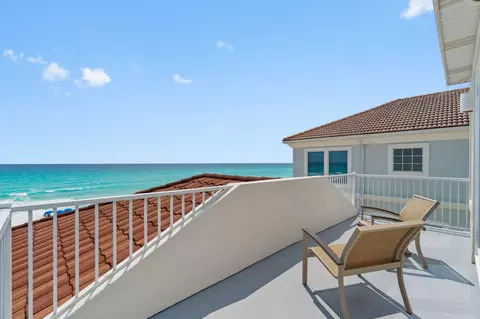 Exterior - 4736 Ocean Blvd, Destin, FL 32541 photo 4 of 9