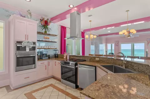Kitchen - 4736 Ocean Blvd, Destin, FL 32541 photo 3 of 7