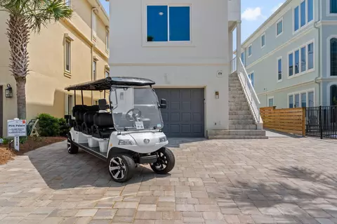 Exterior - 4736 Ocean Blvd, Destin, FL 32541 photo 2 of 9
