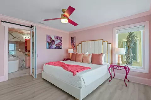 Bedroom - 4736 Ocean Blvd, Destin, FL 32541 photo 13 of 15