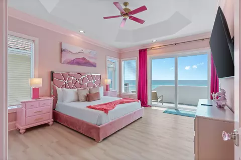 Bedroom - 4736 Ocean Blvd, Destin, FL 32541 photo 7 of 15