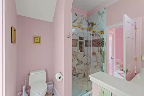 Bath - 4736 Ocean Blvd, Destin, FL 32541 photo 1 of 13