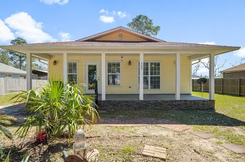 362 Palmetto Ave, Freeport, FL 32439