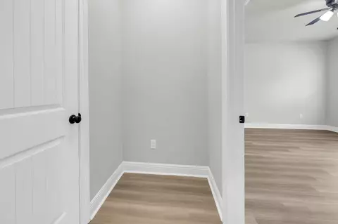 Entry Way - 4603 Jayhawk Dr, Crestview, FL 32539 photo 6 of 6