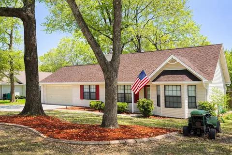 108 Beacons Bend Rd, Crestview, FL 32536