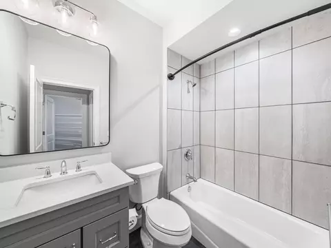 Bath - 172 Norman Ct, Watersound, FL 32461 photo 6 of 7