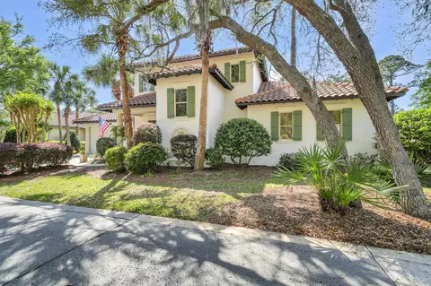 2535 Vineyard Ln, Miramar Beach, FL 32550